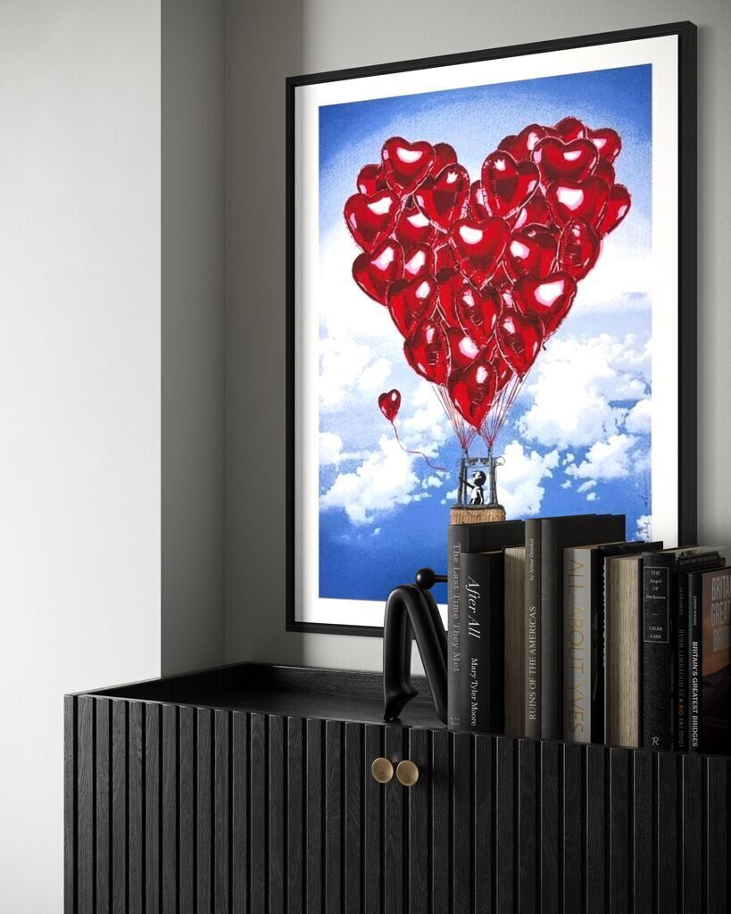 Love above all (Balloon Girl)