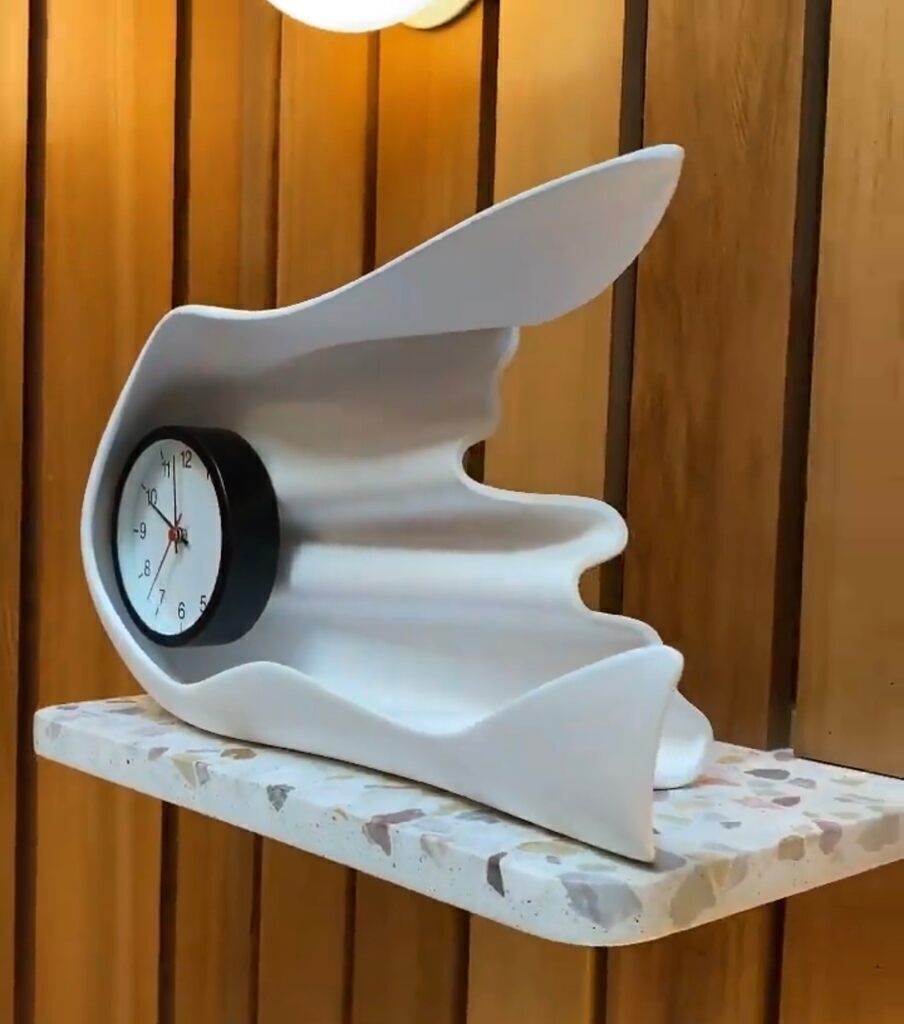 Falling Clock