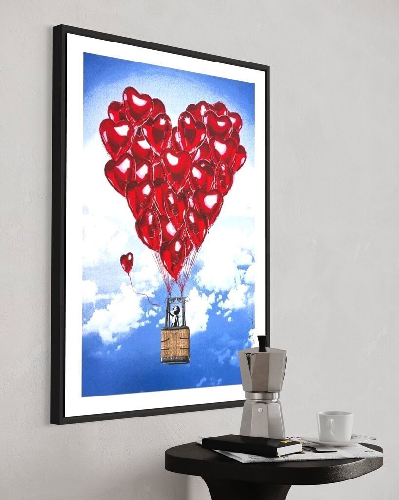 Love above all (Balloon Girl)