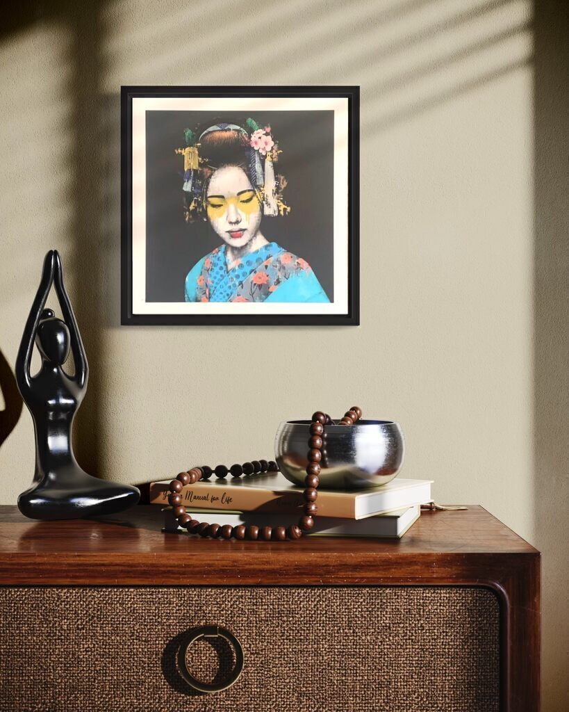 Akiko (Gold Variant) Mini print