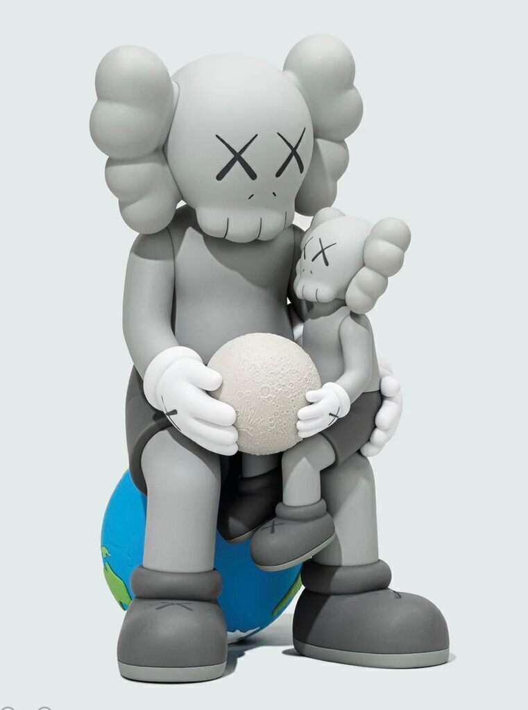 KAWS HOLIDAY; THAILAND (COMPLETE SET)