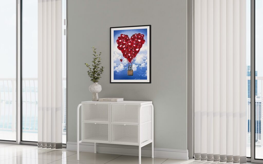 Love above all (Balloon Girl)