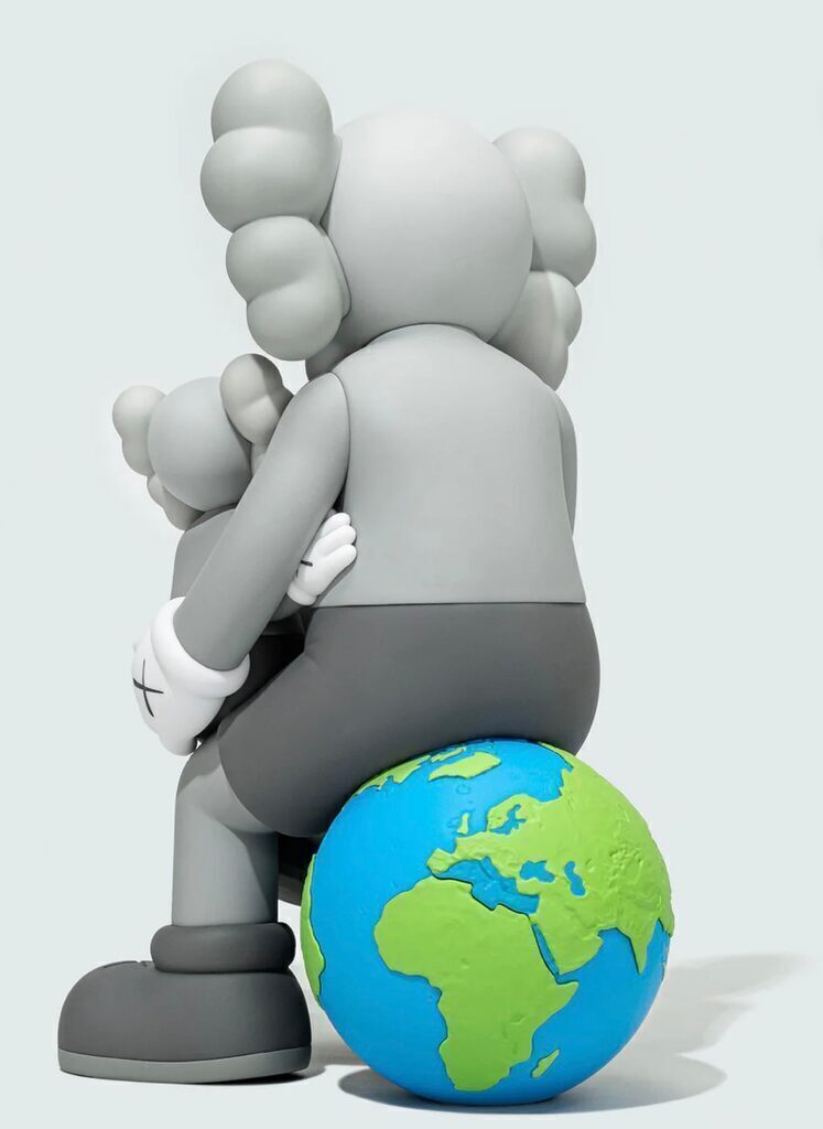 KAWS HOLIDAY; THAILAND (COMPLETE SET)