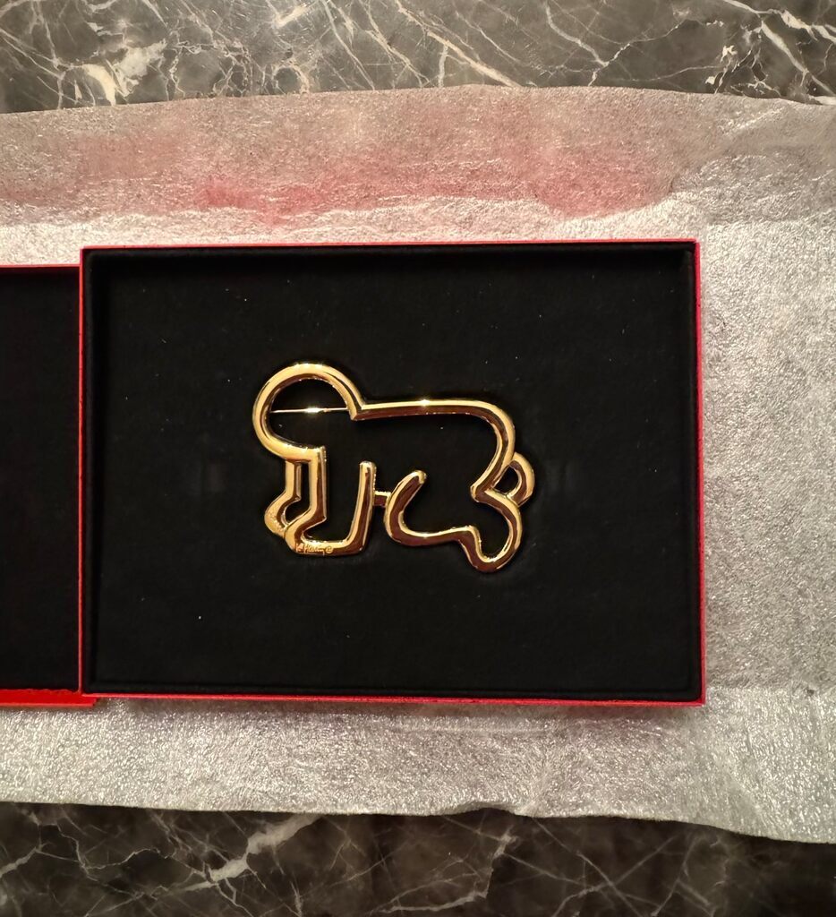 Keith Haring — Untitled (Baby Pin 18kt Gold)
